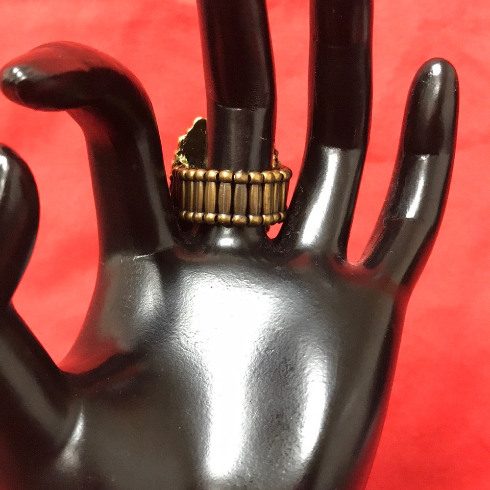 Ring - Picture 3 of 3